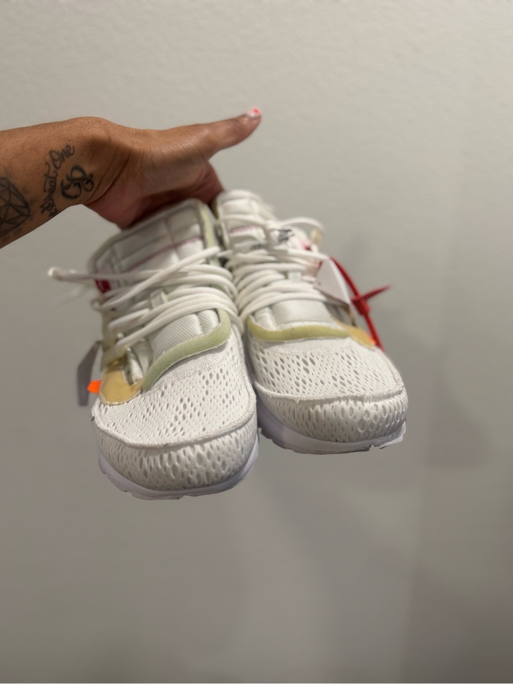 Nike Off-White Presto Sneakers - Picture 11 of 14